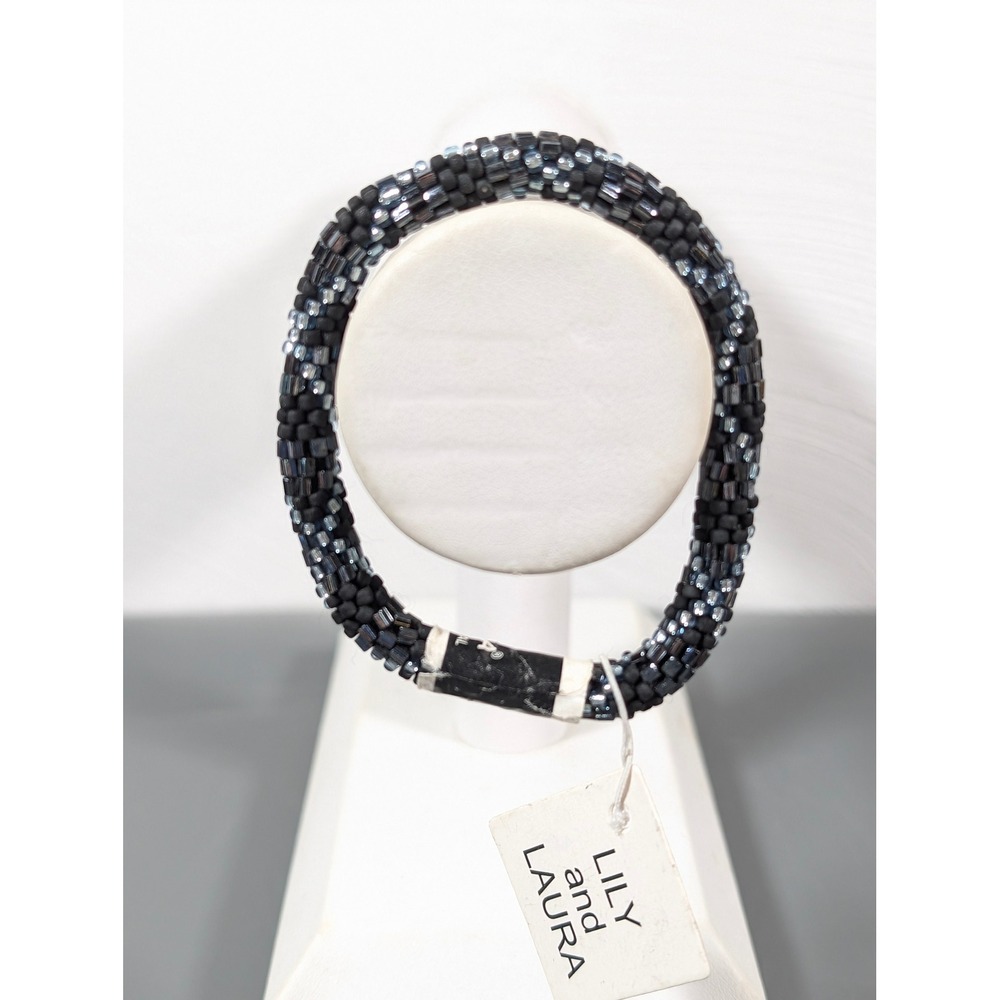 Lily and Laura Gray‎ Black Glass Beaded Roll On Bracelet 6.5" NWT Stackable